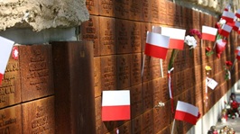 25 rocznica otwarcia Polskiego Cmentarza Wojennego w Katyniu 