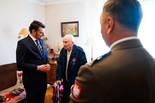 Szef Urzędu odznaczył Kombatantów