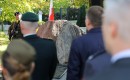16.10   pomnik przy ambasadzie kanady