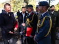16.10   pomnik przy ambasadzie kanady